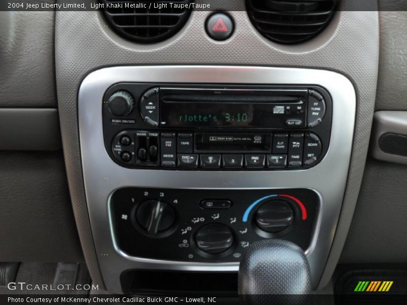 Light Khaki Metallic / Light Taupe/Taupe 2004 Jeep Liberty Limited