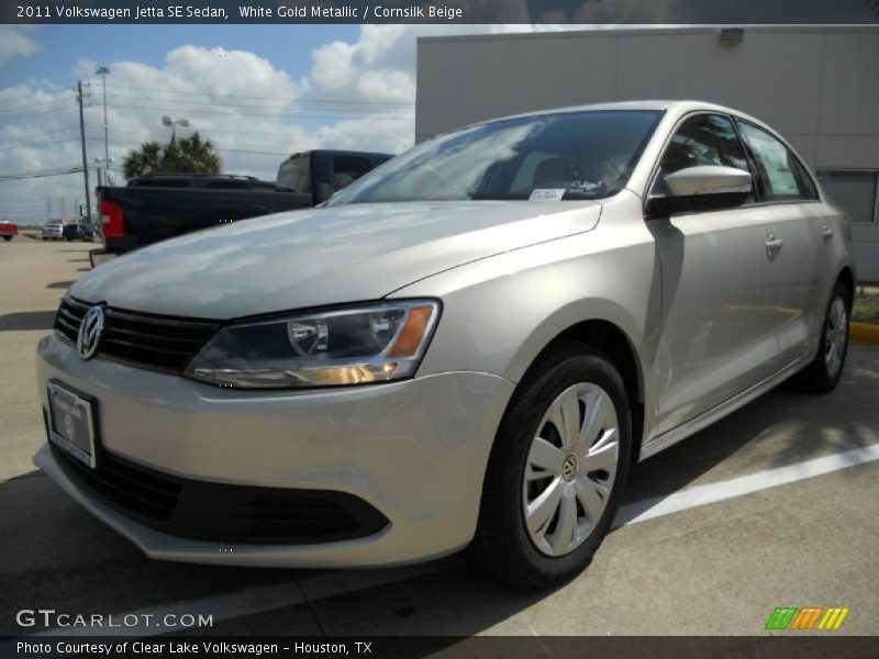 White Gold Metallic / Cornsilk Beige 2011 Volkswagen Jetta SE Sedan