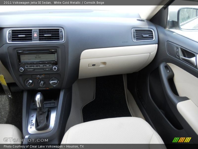 White Gold Metallic / Cornsilk Beige 2011 Volkswagen Jetta SE Sedan