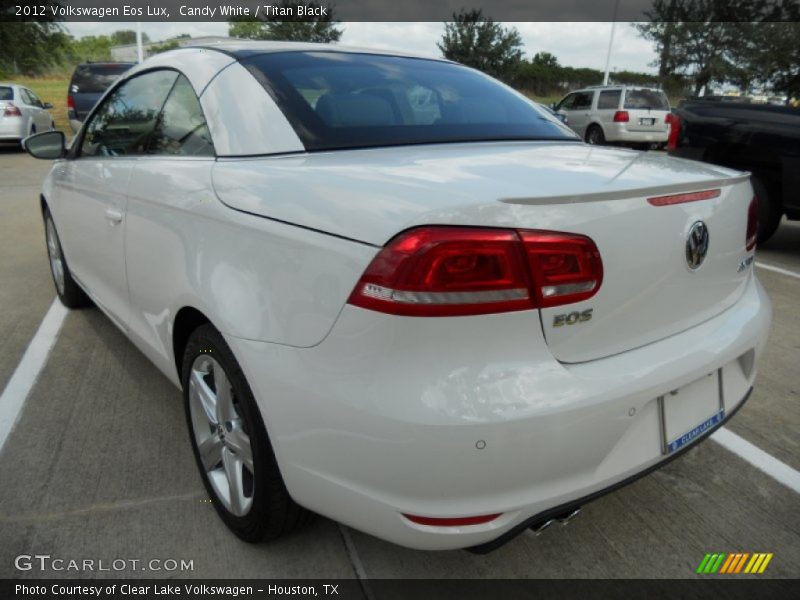 Candy White / Titan Black 2012 Volkswagen Eos Lux