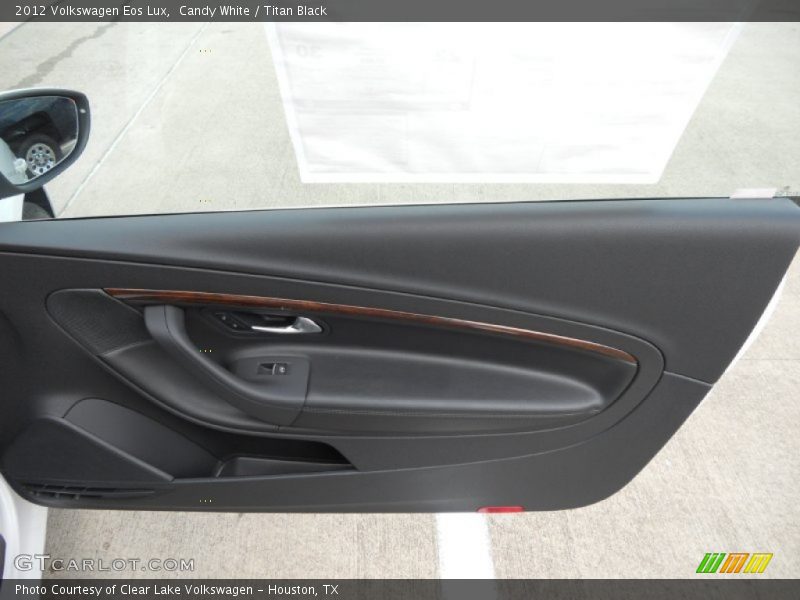 Door Panel of 2012 Eos Lux