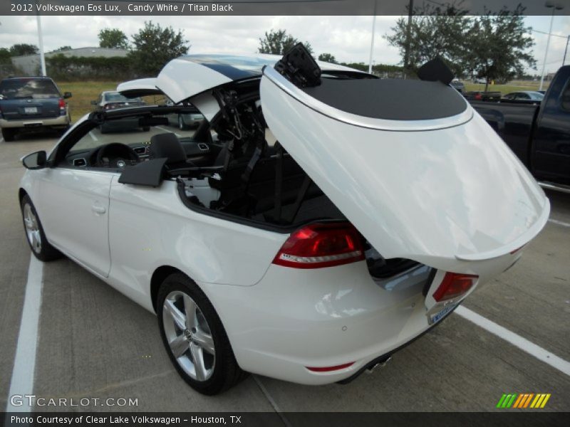 Candy White / Titan Black 2012 Volkswagen Eos Lux