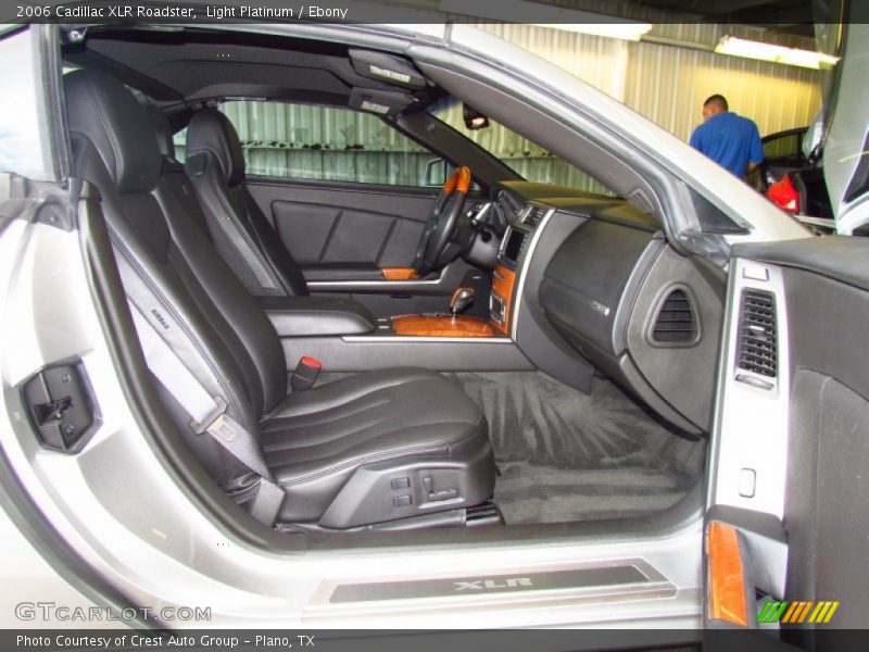 Light Platinum / Ebony 2006 Cadillac XLR Roadster