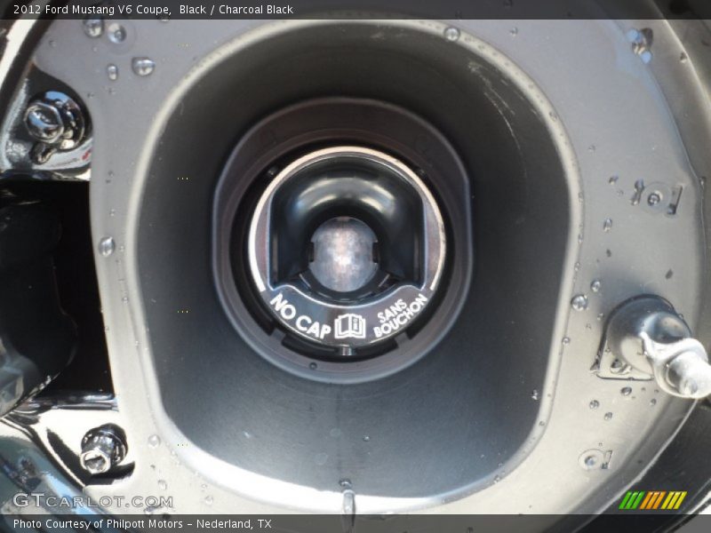 Black / Charcoal Black 2012 Ford Mustang V6 Coupe