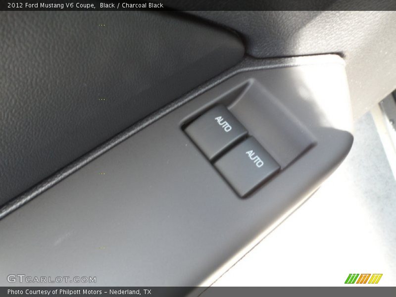 Black / Charcoal Black 2012 Ford Mustang V6 Coupe