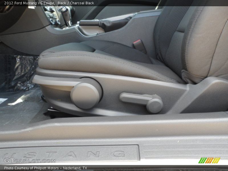 Black / Charcoal Black 2012 Ford Mustang V6 Coupe