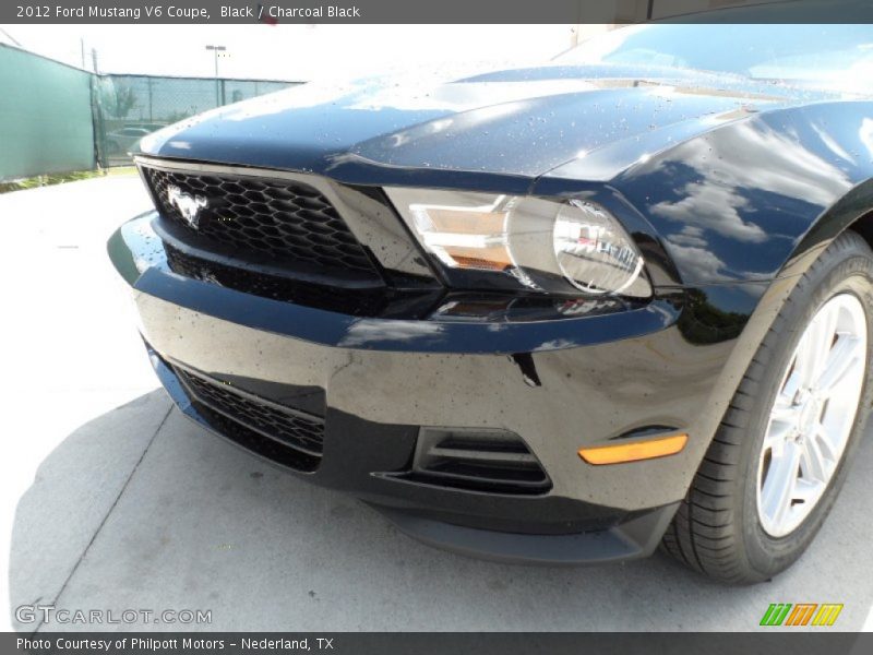 Black / Charcoal Black 2012 Ford Mustang V6 Coupe
