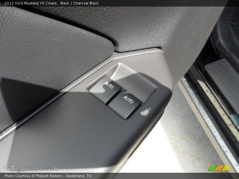 Black / Charcoal Black 2012 Ford Mustang V6 Coupe