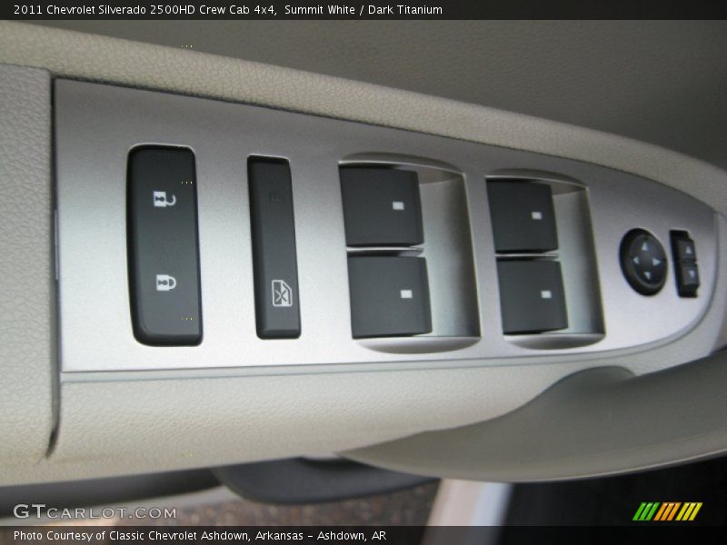 Summit White / Dark Titanium 2011 Chevrolet Silverado 2500HD Crew Cab 4x4