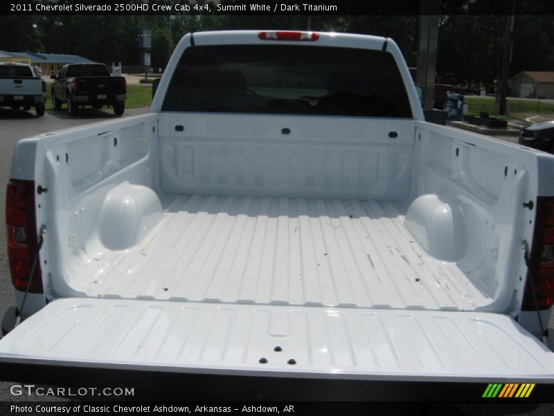 Summit White / Dark Titanium 2011 Chevrolet Silverado 2500HD Crew Cab 4x4