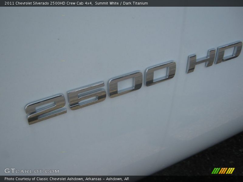 Summit White / Dark Titanium 2011 Chevrolet Silverado 2500HD Crew Cab 4x4