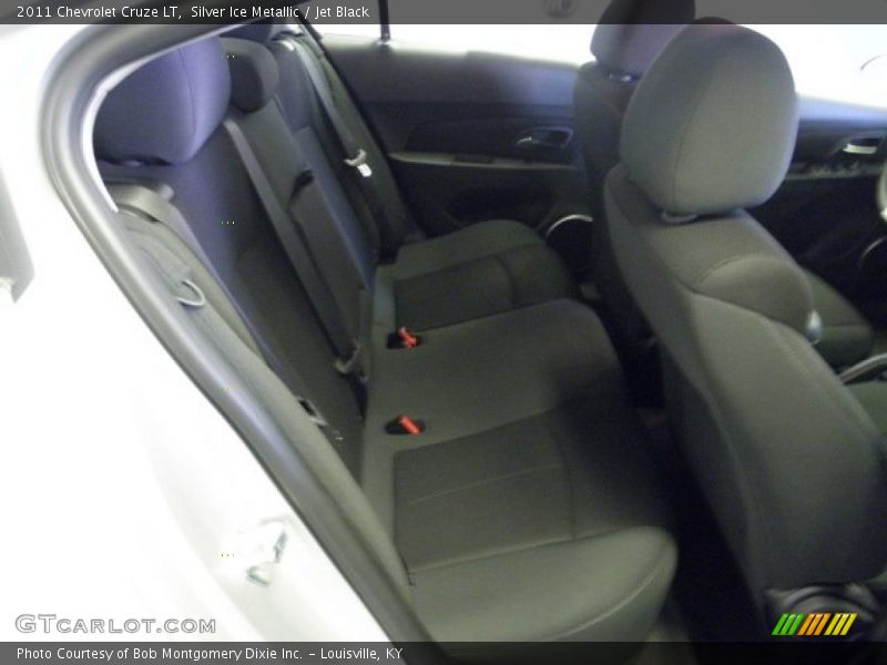 Silver Ice Metallic / Jet Black 2011 Chevrolet Cruze LT