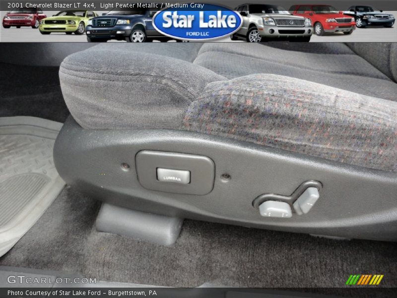Light Pewter Metallic / Medium Gray 2001 Chevrolet Blazer LT 4x4