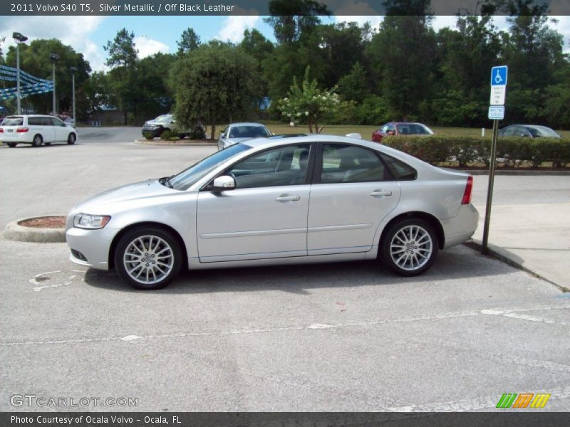 Silver Metallic / Off Black Leather 2011 Volvo S40 T5