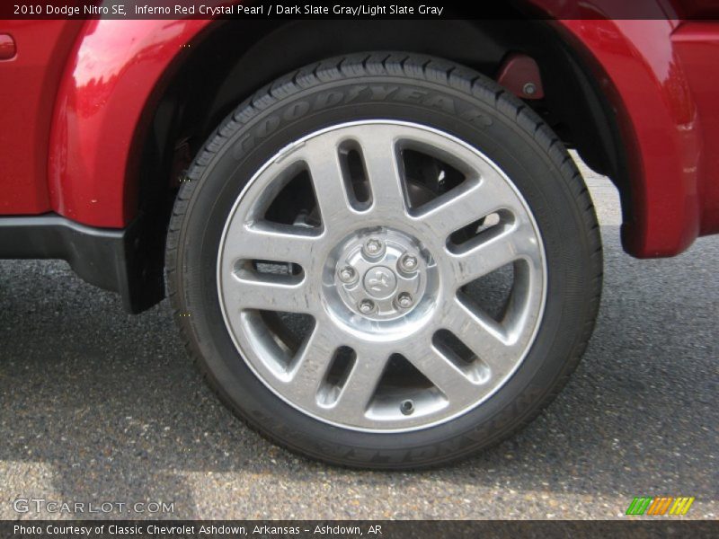 Inferno Red Crystal Pearl / Dark Slate Gray/Light Slate Gray 2010 Dodge Nitro SE