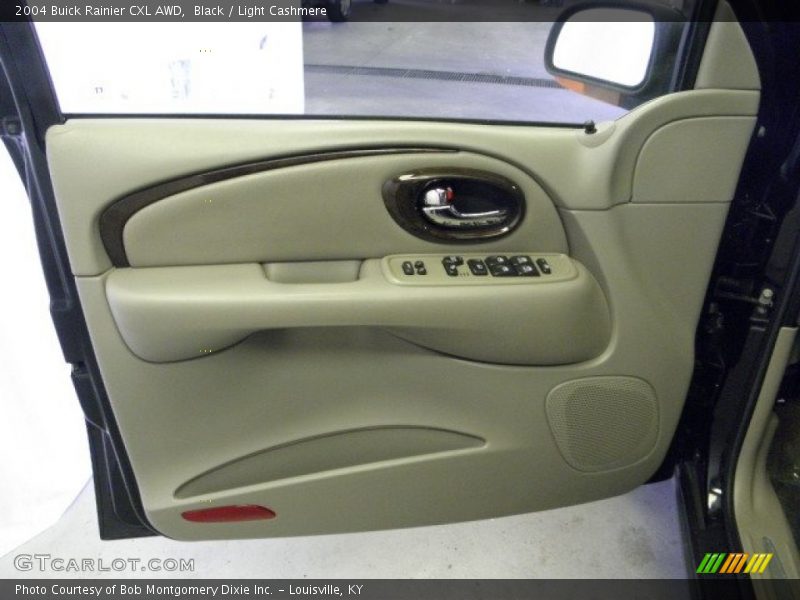 Black / Light Cashmere 2004 Buick Rainier CXL AWD