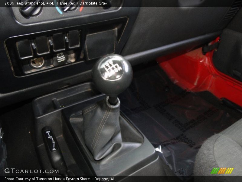 Flame Red / Dark Slate Gray 2006 Jeep Wrangler SE 4x4