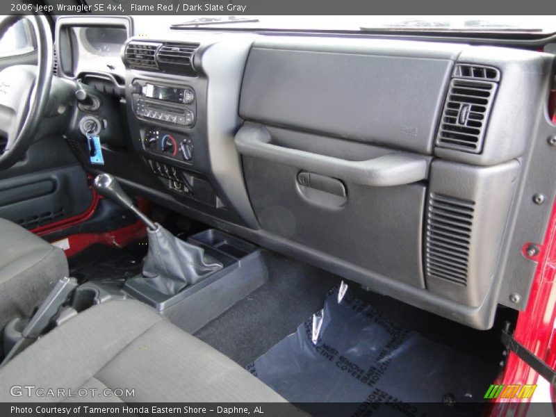 Flame Red / Dark Slate Gray 2006 Jeep Wrangler SE 4x4