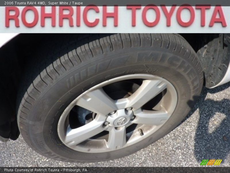 Super White / Taupe 2006 Toyota RAV4 4WD