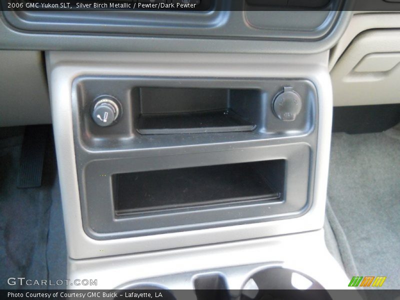 Silver Birch Metallic / Pewter/Dark Pewter 2006 GMC Yukon SLT
