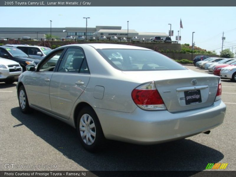 Lunar Mist Metallic / Gray 2005 Toyota Camry LE