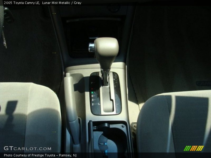 Lunar Mist Metallic / Gray 2005 Toyota Camry LE