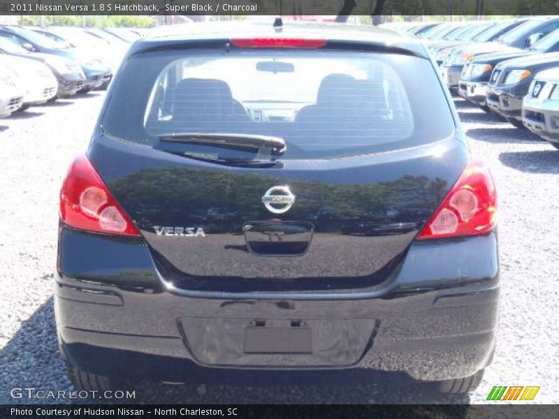 Super Black / Charcoal 2011 Nissan Versa 1.8 S Hatchback