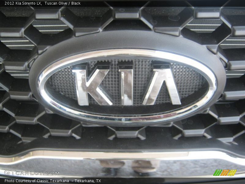  2012 Sorento LX Logo