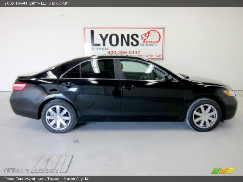 Black / Ash 2009 Toyota Camry LE