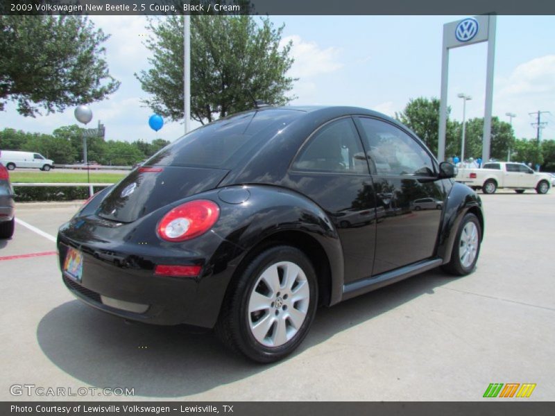 Black / Cream 2009 Volkswagen New Beetle 2.5 Coupe