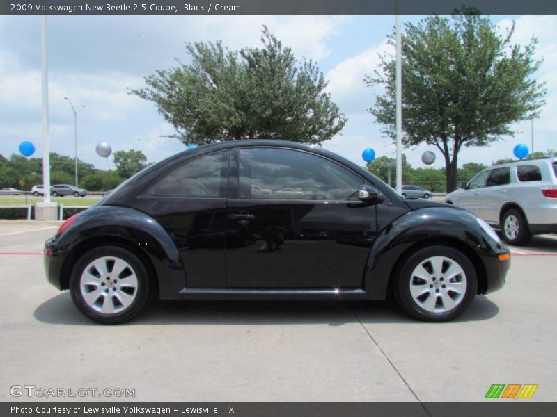 Black / Cream 2009 Volkswagen New Beetle 2.5 Coupe