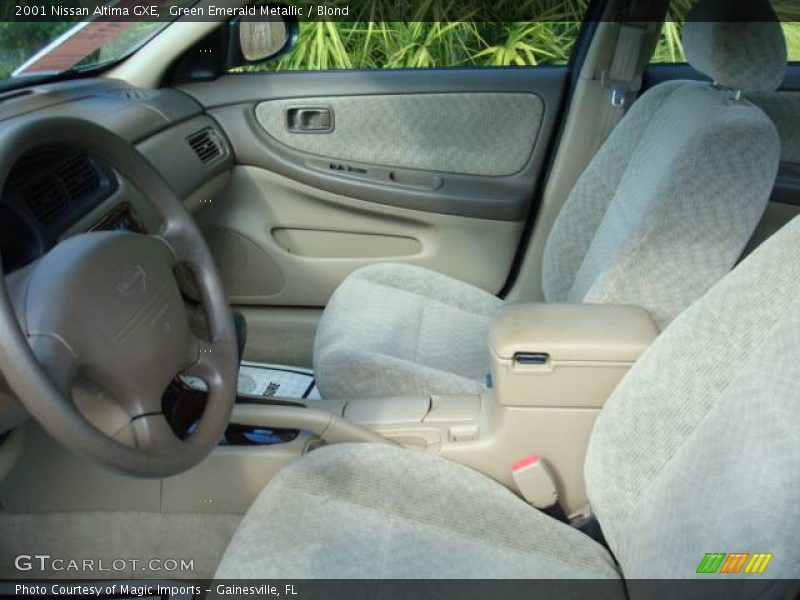 Green Emerald Metallic / Blond 2001 Nissan Altima GXE