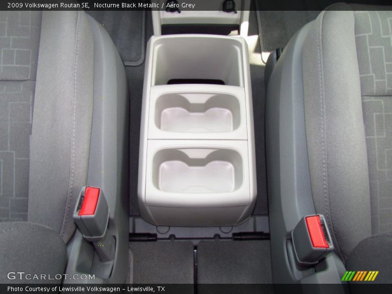 Nocturne Black Metallic / Aero Grey 2009 Volkswagen Routan SE