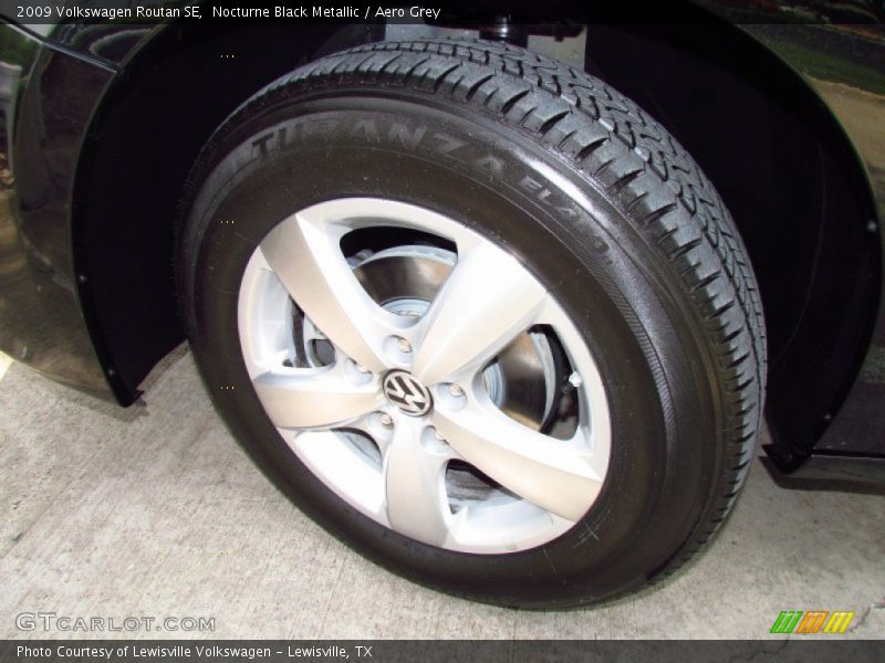 Nocturne Black Metallic / Aero Grey 2009 Volkswagen Routan SE