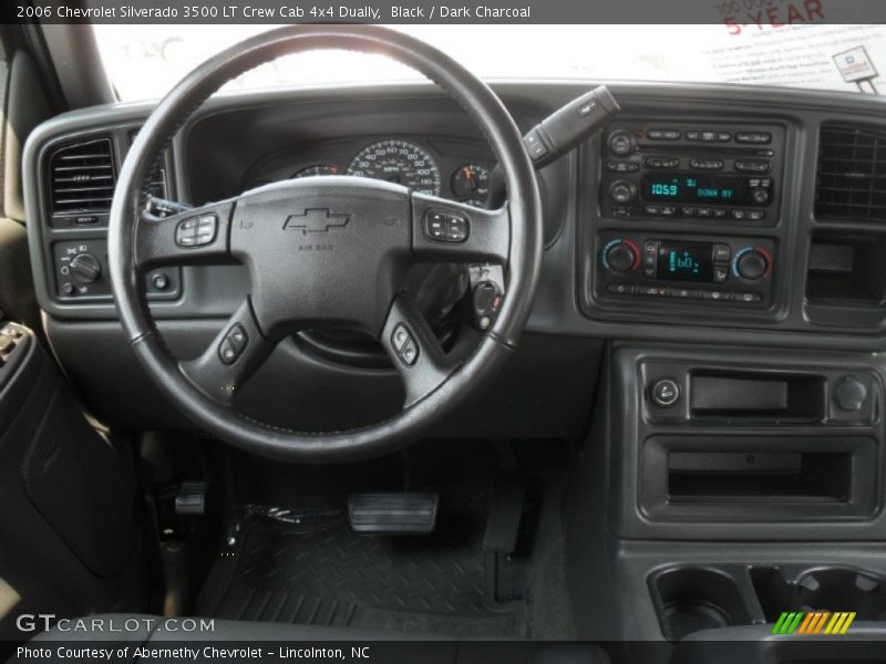 Dashboard of 2006 Silverado 3500 LT Crew Cab 4x4 Dually