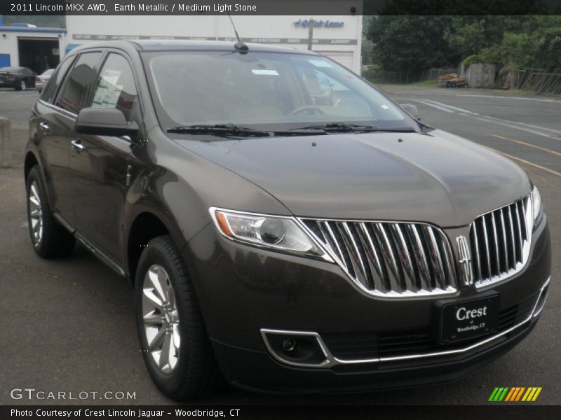 Front 3/4 View of 2011 MKX AWD