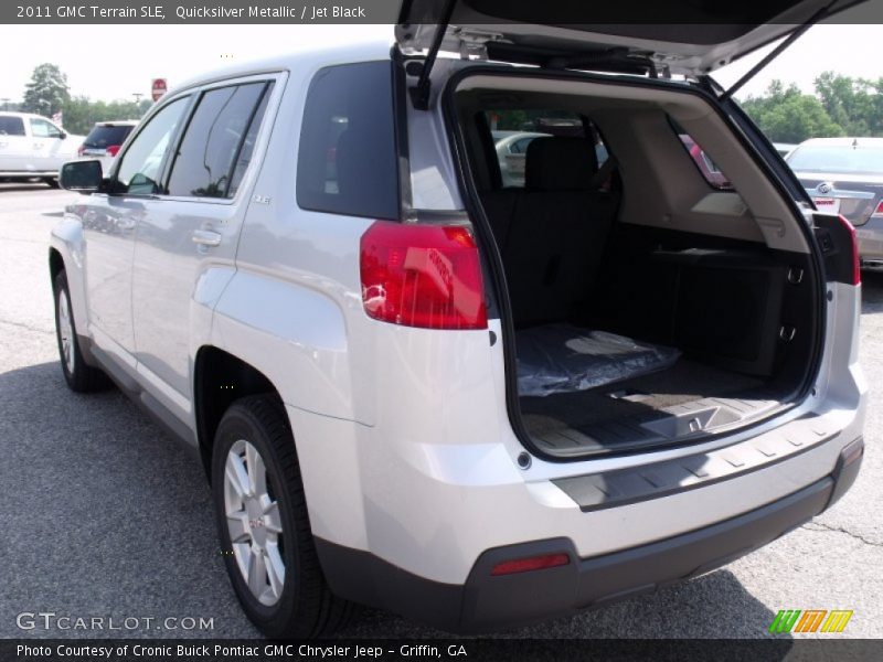 Quicksilver Metallic / Jet Black 2011 GMC Terrain SLE