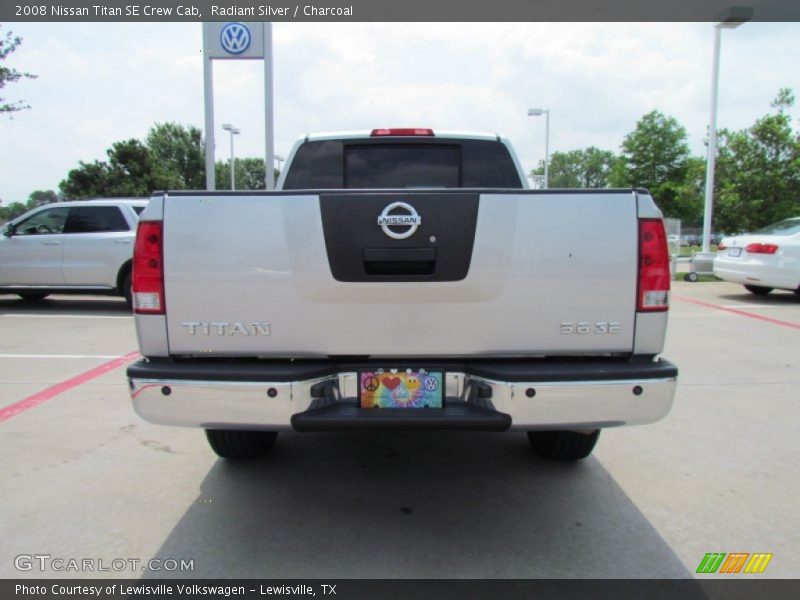 Radiant Silver / Charcoal 2008 Nissan Titan SE Crew Cab