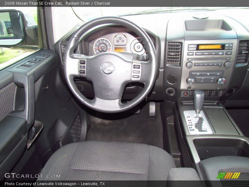 Radiant Silver / Charcoal 2008 Nissan Titan SE Crew Cab