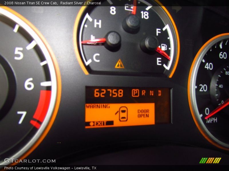 Radiant Silver / Charcoal 2008 Nissan Titan SE Crew Cab