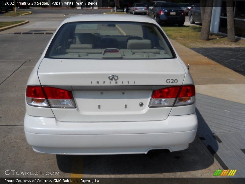 Aspen White Pearl / Beige 2002 Infiniti G 20 Sedan