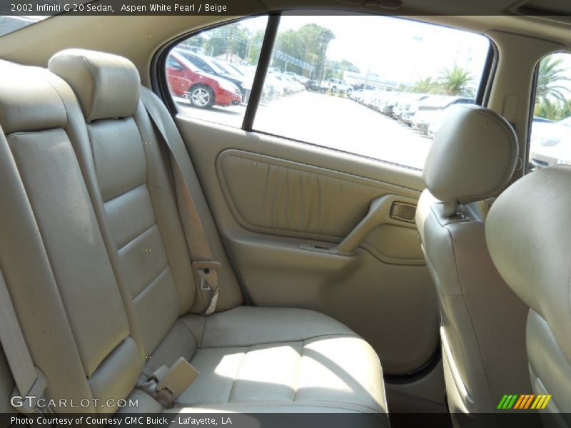 Aspen White Pearl / Beige 2002 Infiniti G 20 Sedan