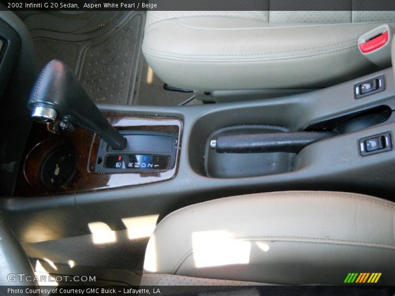 Aspen White Pearl / Beige 2002 Infiniti G 20 Sedan