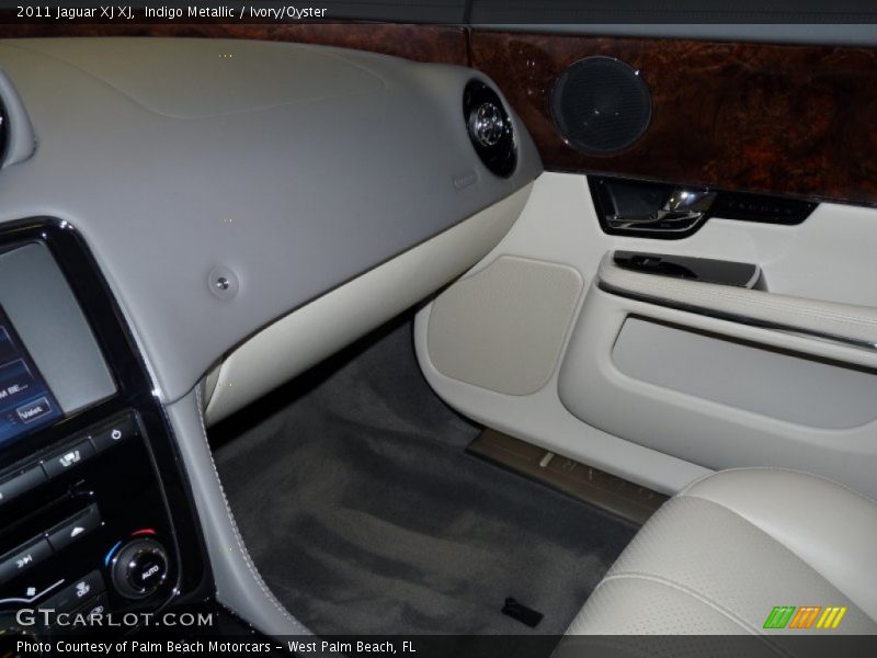 Indigo Metallic / Ivory/Oyster 2011 Jaguar XJ XJ
