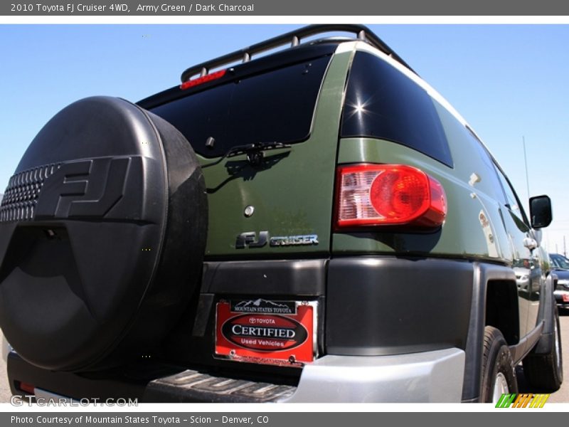 Army Green / Dark Charcoal 2010 Toyota FJ Cruiser 4WD