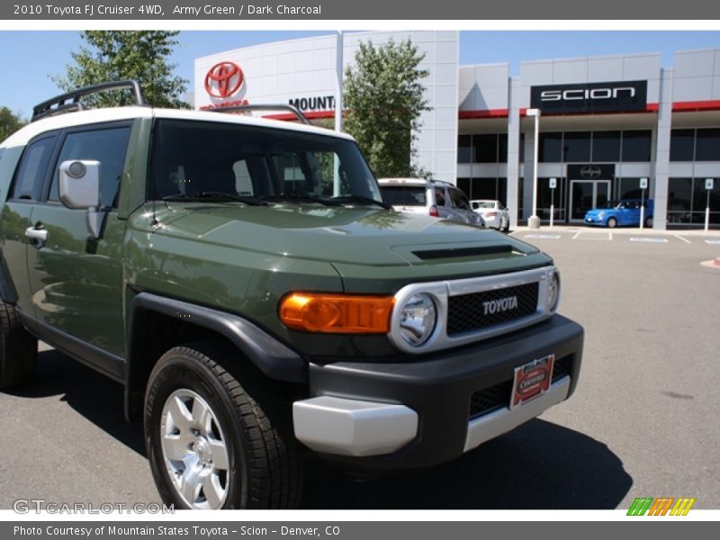 Army Green / Dark Charcoal 2010 Toyota FJ Cruiser 4WD