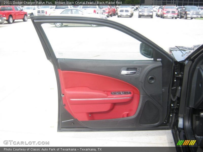 Brilliant Black Crystal Pearl / Black/Radar Red 2011 Dodge Charger Rallye Plus
