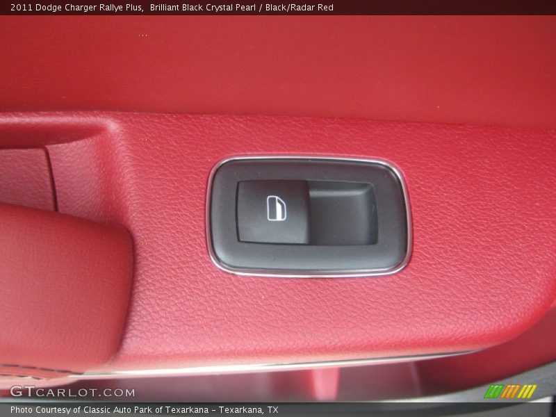 Brilliant Black Crystal Pearl / Black/Radar Red 2011 Dodge Charger Rallye Plus