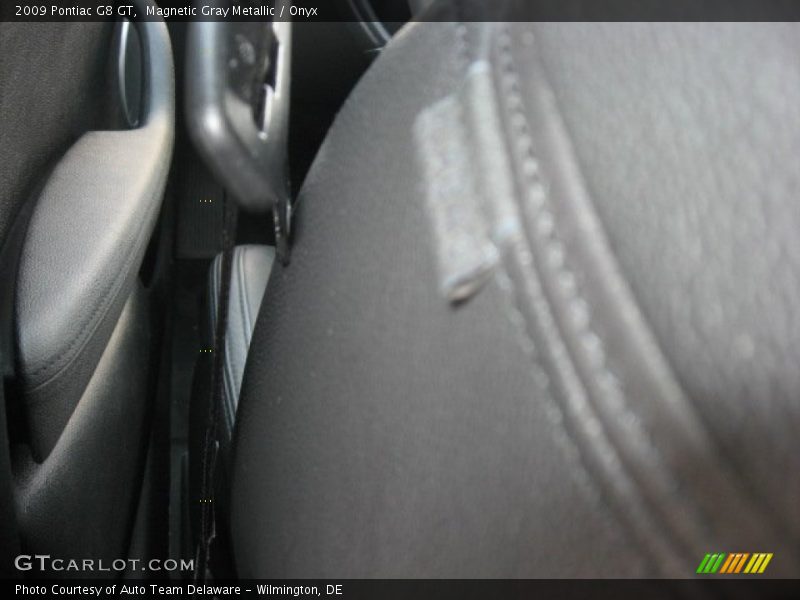 Magnetic Gray Metallic / Onyx 2009 Pontiac G8 GT
