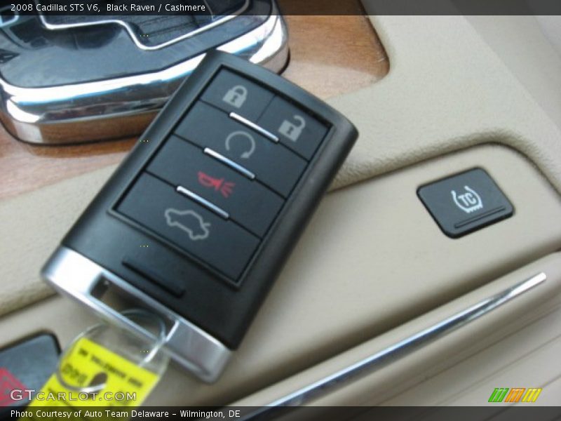 Black Raven / Cashmere 2008 Cadillac STS V6